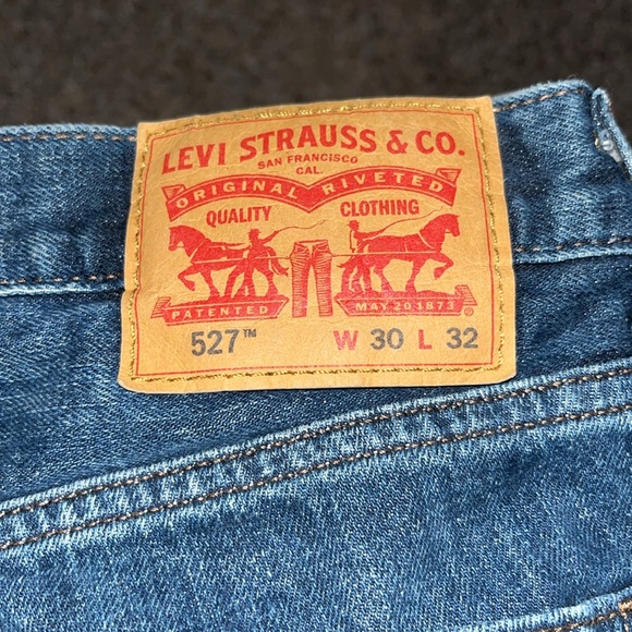 Levi Strauss and co used work jeans for men. - Picture 7 of 7